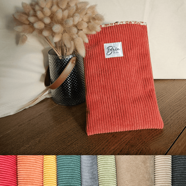 Personnalisez votre housse de livre en velours côtelé terracotta