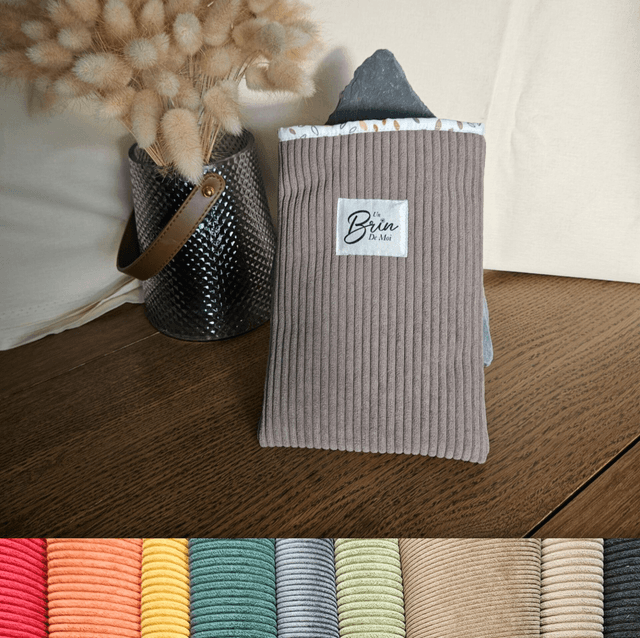 Personnalisez votre housse de livre en velours côtelé taupe